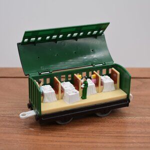 Passenger Green Coach See Inside Open Roof Gullane Thomas Limited Trackmaster